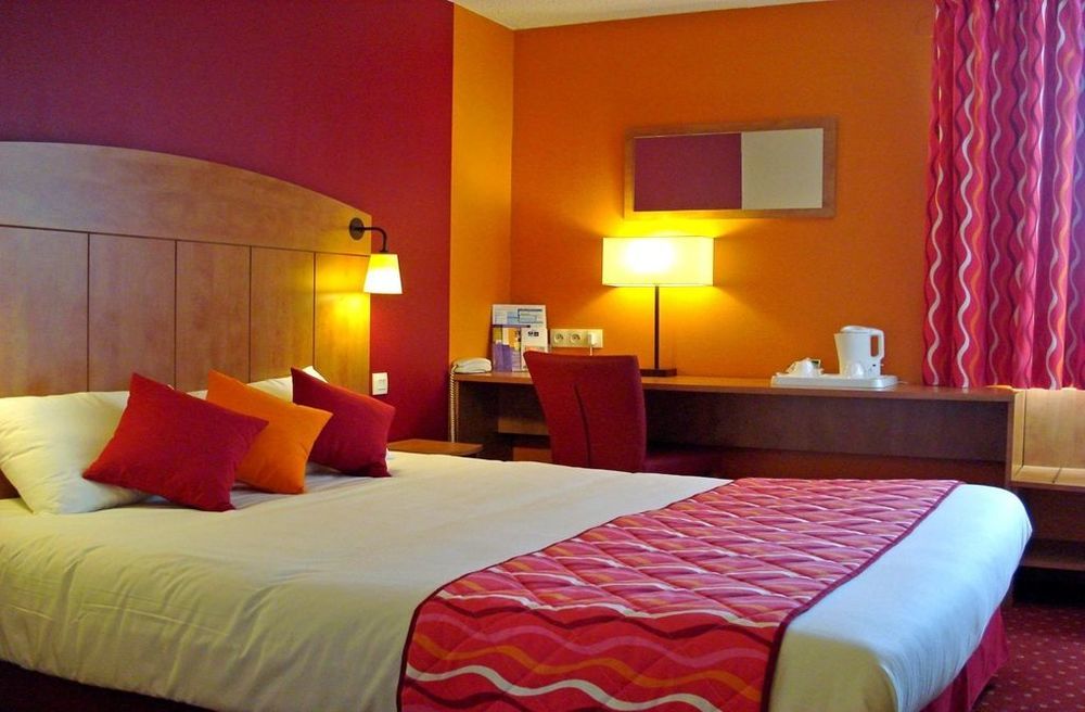 Kyriad Le Mans Est Room photo