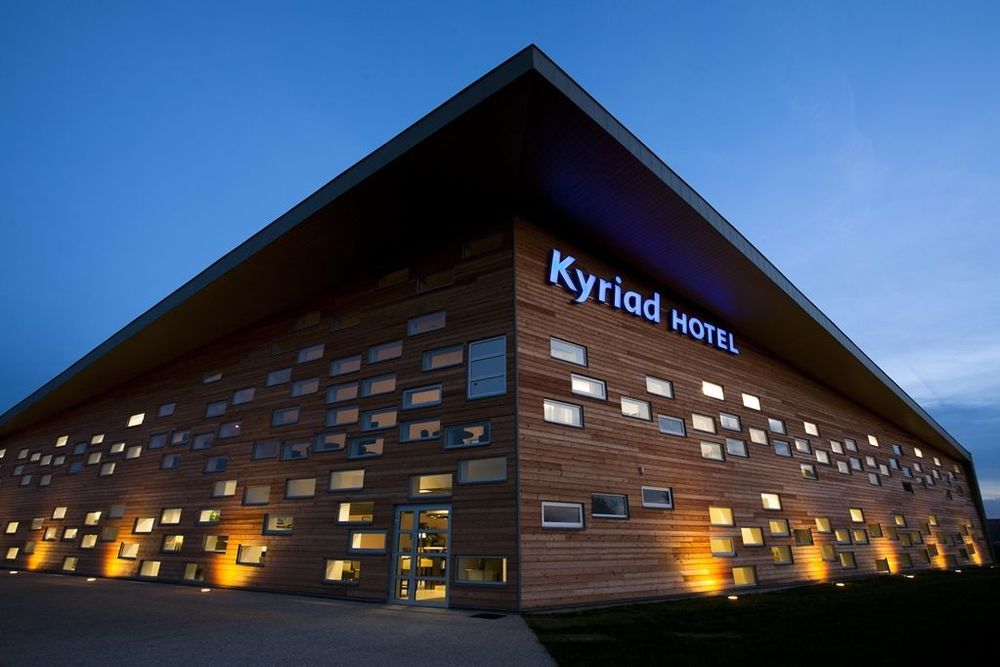 Kyriad Le Mans Est Exterior photo